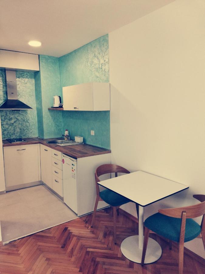 Clock Tower Apartments Podgorica Extérieur photo