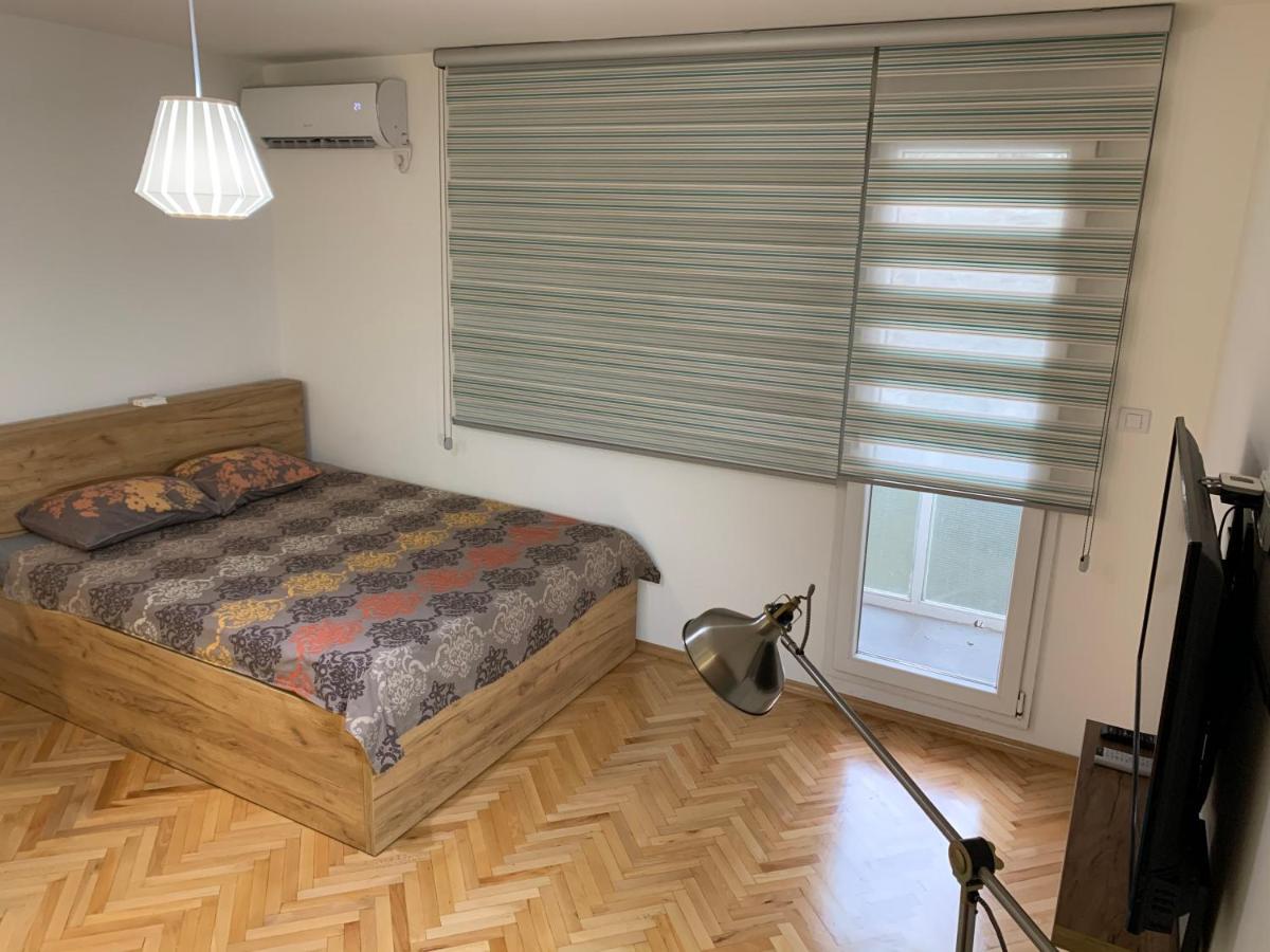 Clock Tower Apartments Podgorica Extérieur photo